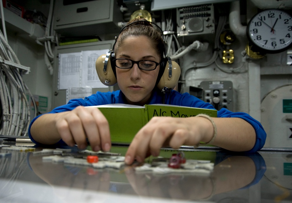 USS Abraham Lincoln action