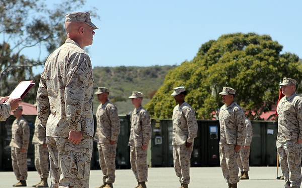 Marines, sailors receive Purple Heart Medals