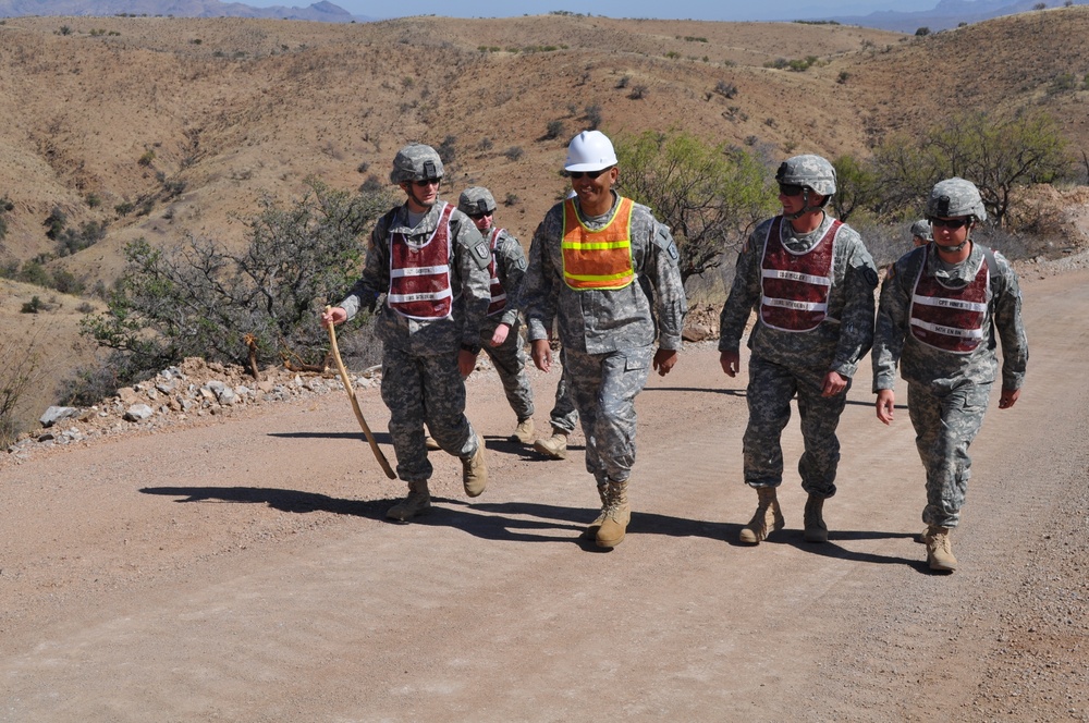 4th MEB commander visits soldiers on the US/Mexico border