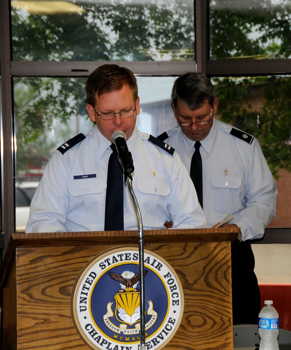 188th Fighter Wing chaplains host prayer breakfast
