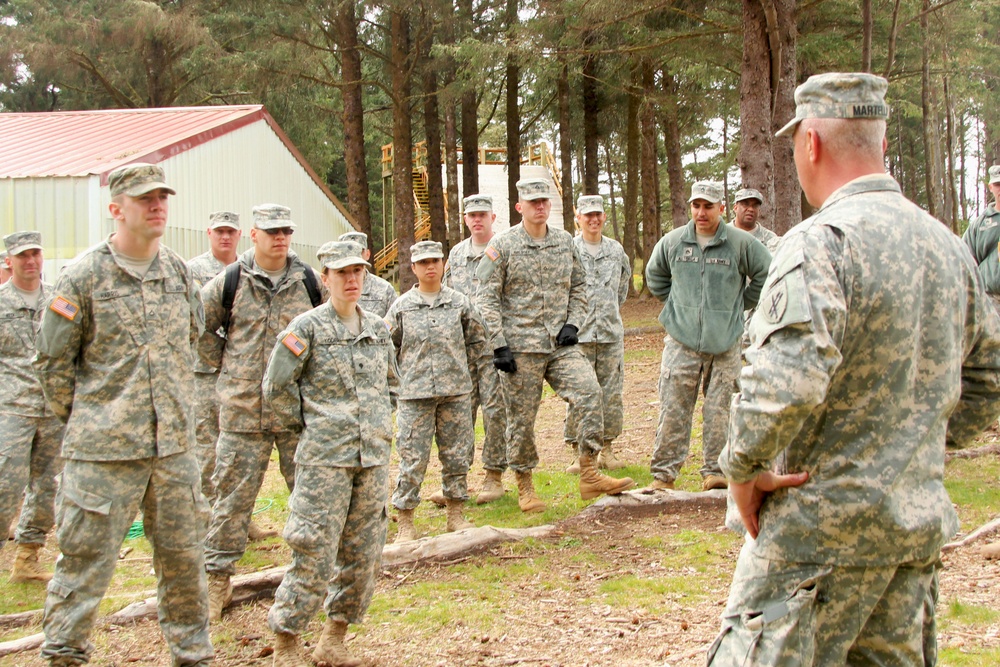 351st CACOM soldiers compete in the mystic rainforest of Oregon