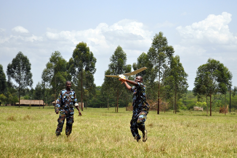 Texas National Guardsmen share best practices with Ugandan airmen, children