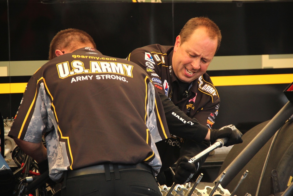 Local Army Reserve unit honored at third annual NHRA Four-Wide Nationals