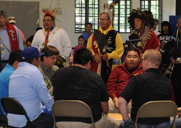 Army South commanding general takes part in Fiesta Pow Wow