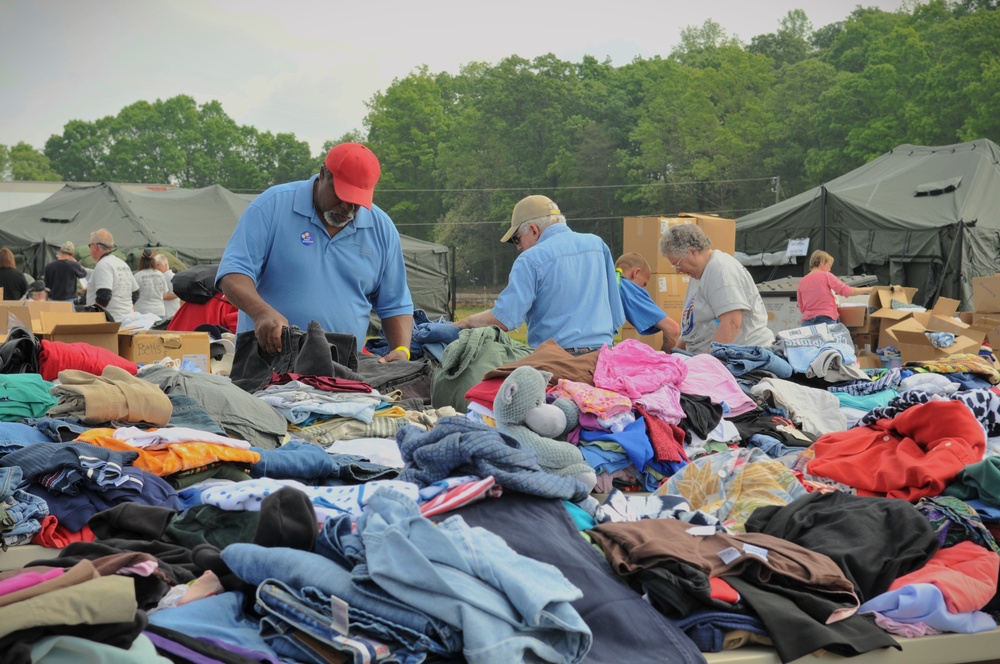 Foothill homeless veterans stand down