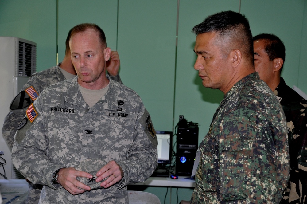 Philippine, U.S. military leaders visit FTX site at Fort Magsaysay