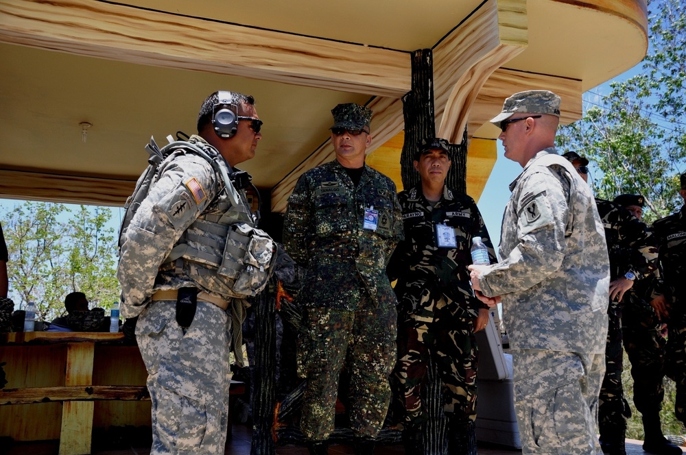 Philippine, U.S. military leaders visit FTX site at Fort Magsaysay