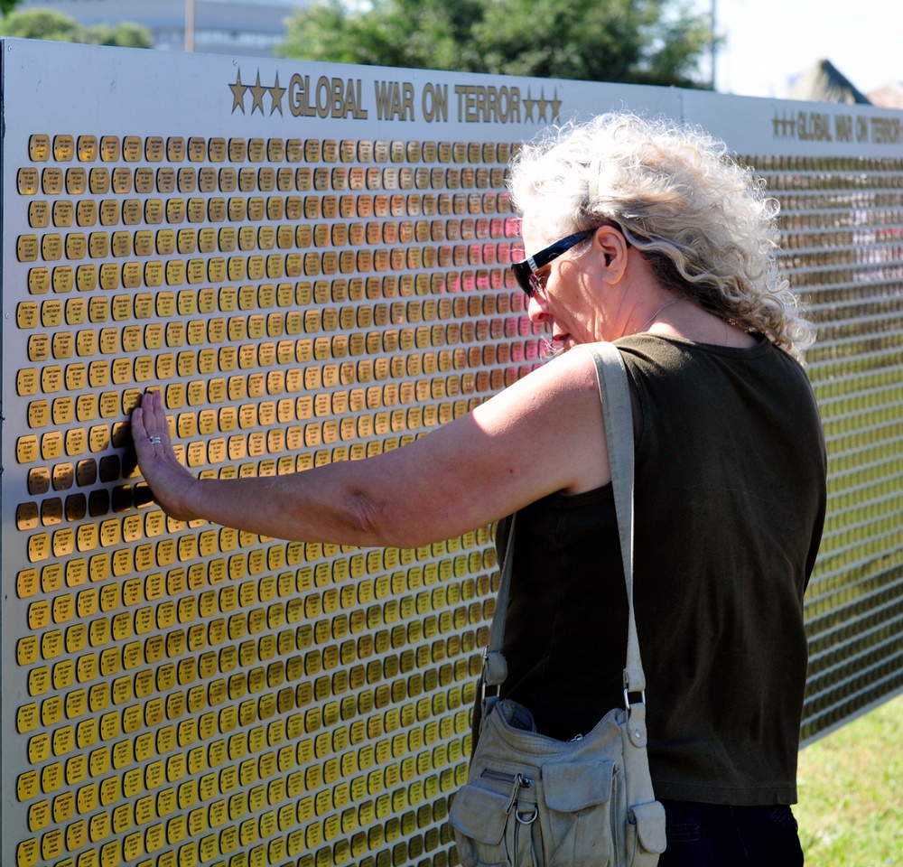 Honoring the fallen