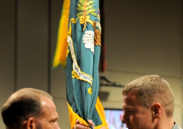 Duke command sergeants major hand over responsibilities