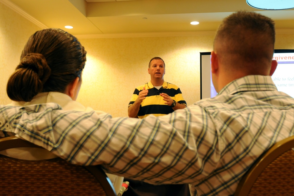 Workshop builds stronger bonds between Soldiers, spouses