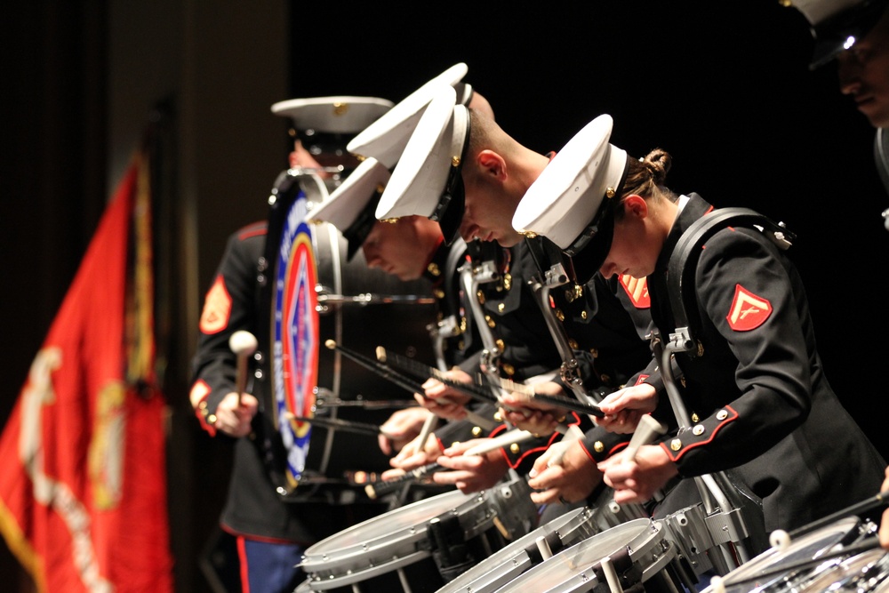 1st Marine Division Band performs in Escondido