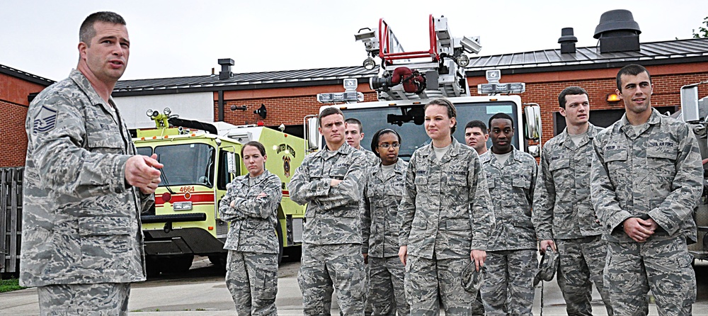 Air Force Academy cadets learn about the service at Scott AFB