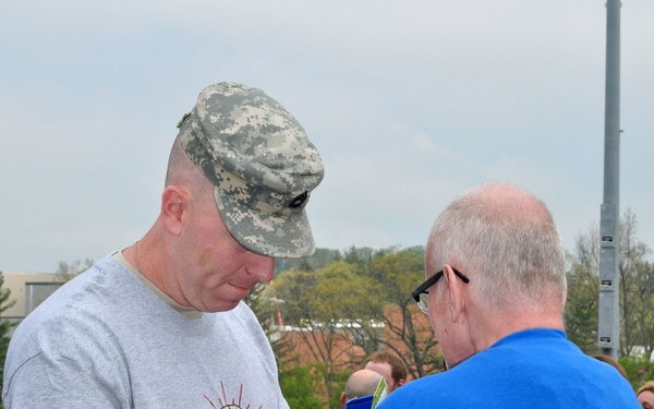 National Guard soldiers help with Special Olympics
