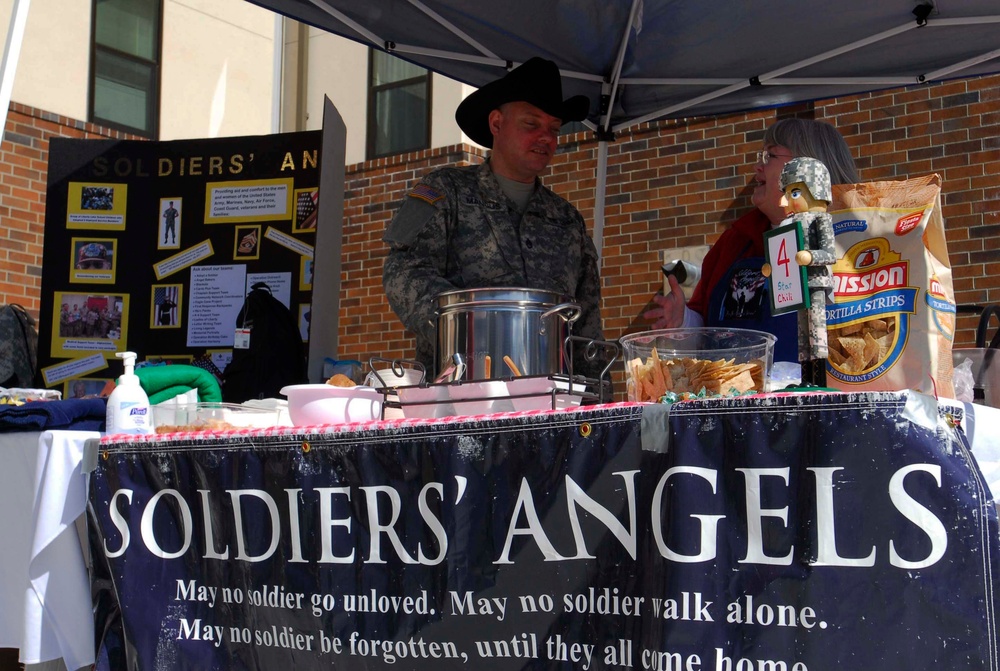 Soldier's Angels contirube to Warrior Transition Battalion chili cook-off