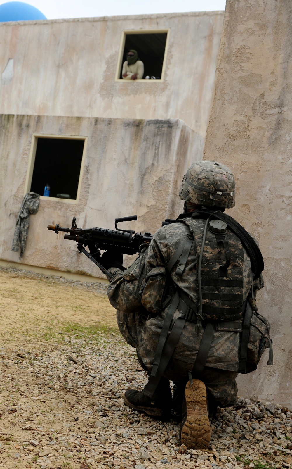 505th paratroopers provides security in mockup village