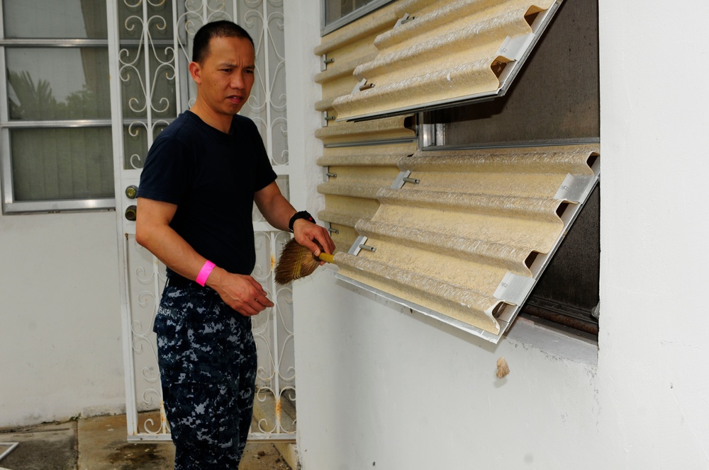 Wasp sailors help make home repairs