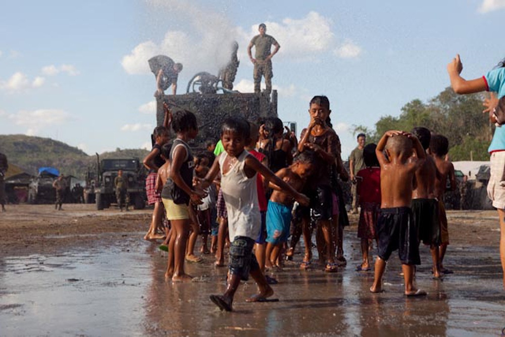 Crow Valley cool down: U.S. Marines bring water park to Philippine villagers