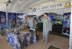 U.S. Army South, FSH communities remember the Alamo, celebrate Fiesta 2012 [Image 1 of 7]