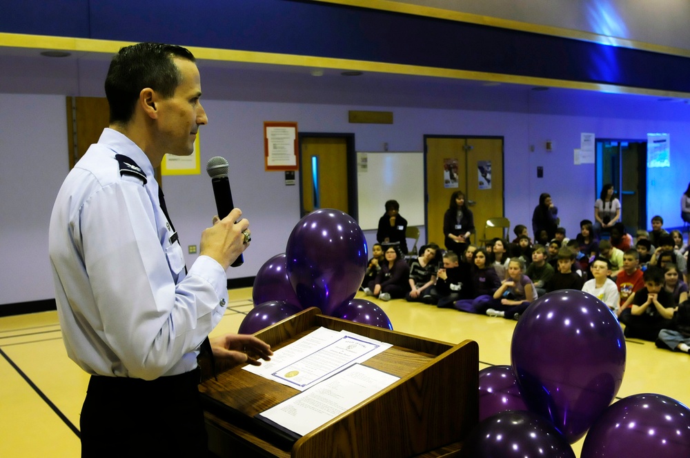 Crawford Elementary celebrates Alaska's first &quot;Purple Up!&quot; day