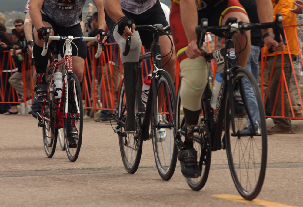 Marines excel in cycling at 2012 Warrior Games
