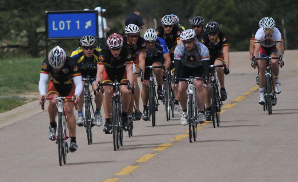 Racers jockey for position