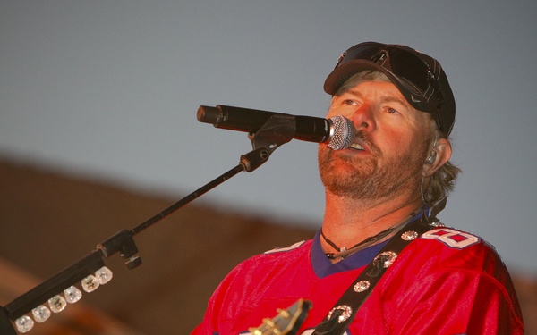 Toby Keith Live in Overdrive Tour