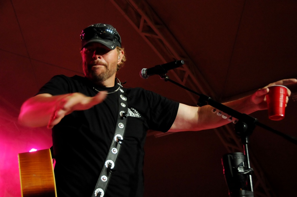 Toby Keith's USO tour