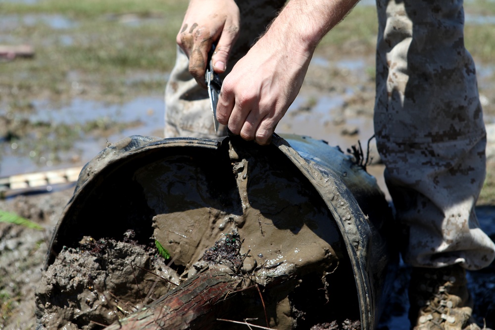 Marines Volunteer for NOLA Navy Week