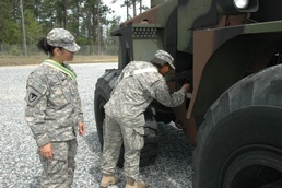 Realistic training for deploying soldiers despite mission changes