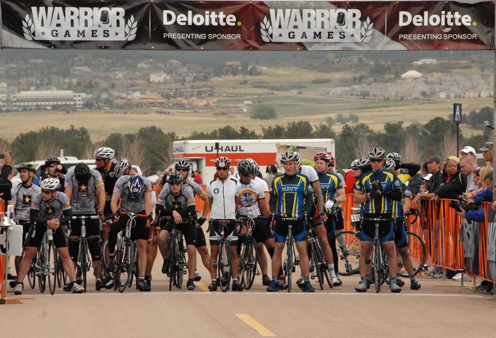 US Special Operations Command athletes compete in Warrior Games Cycling events