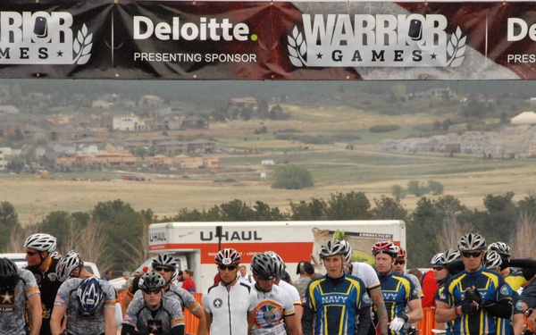 US Special Operations Command athletes compete in Warrior Games Cycling events