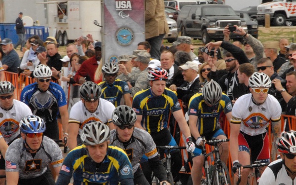 US Special Operations Command athletes compete in Warrior Games Cycling events