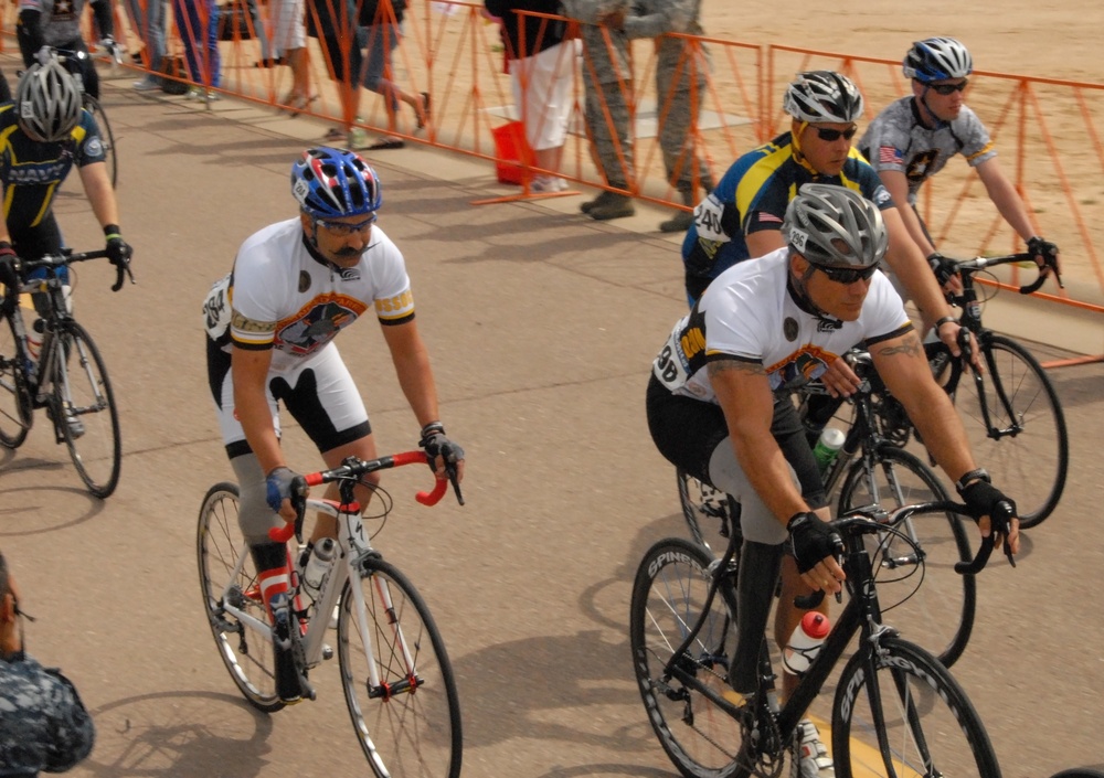 US Special Operations Command athletes compete in Warrior Games Cycling events