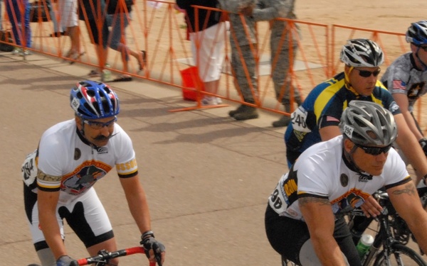 US Special Operations Command athletes compete in Warrior Games Cycling events