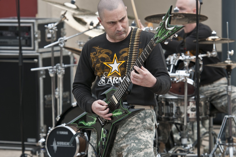 JBLM bandsmen representing the Army one riff at a time