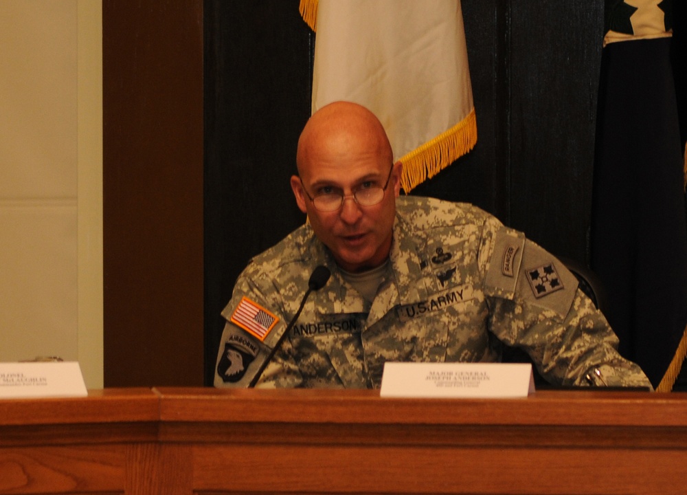 Secretary of the Army, Fort Carson sign covenant with Colorado Springs community