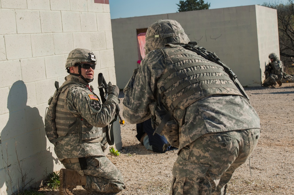 818th Engineer Company MOUT exercise
