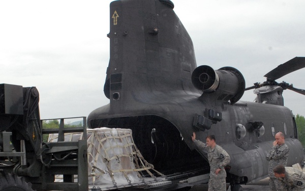 19th ESC sharpens aerial resupply skills in Area IV