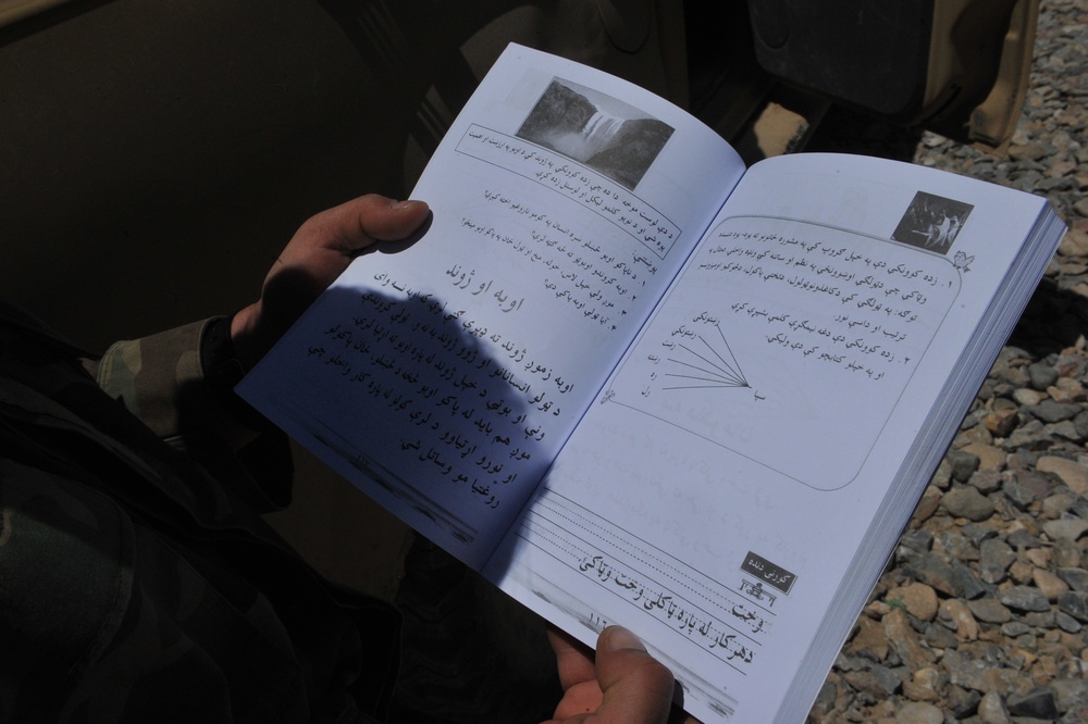 Dismounted patrol, Janda district, Ghazni province