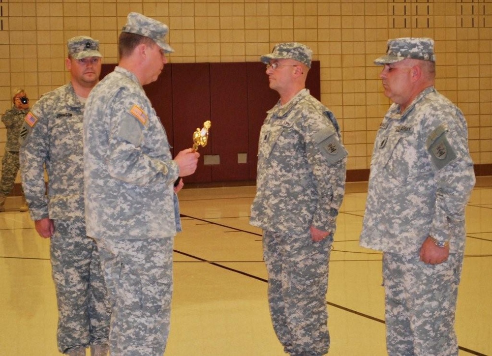 Grinsteinner assumes responsibility as commandant of Headquarters 164th RTI at Camp Grafton