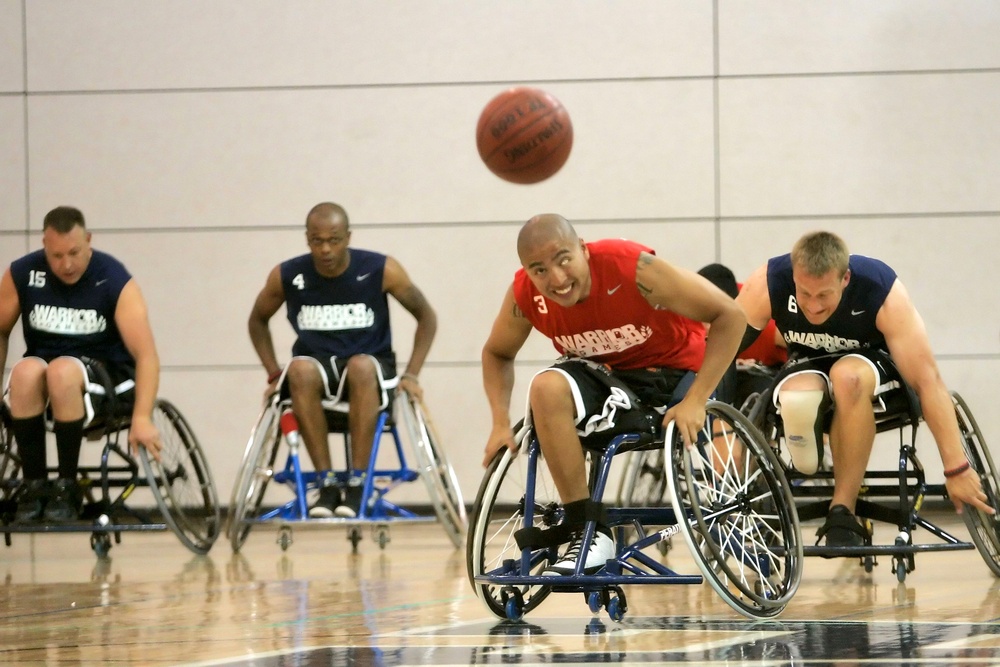 Cudahy, Calif., Marine competes in wheelchair basketbal at Warrior Games
