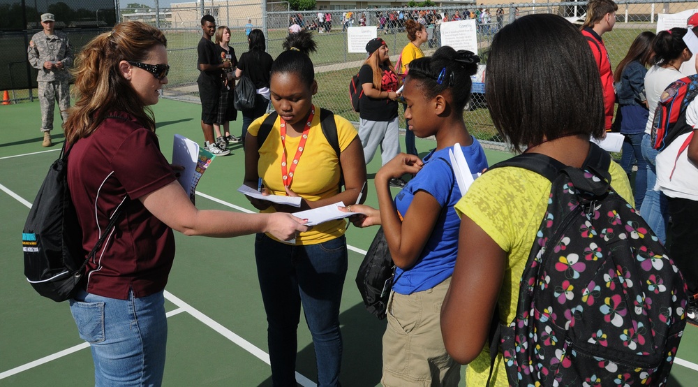 'Gambler' troops sponsor KHS events