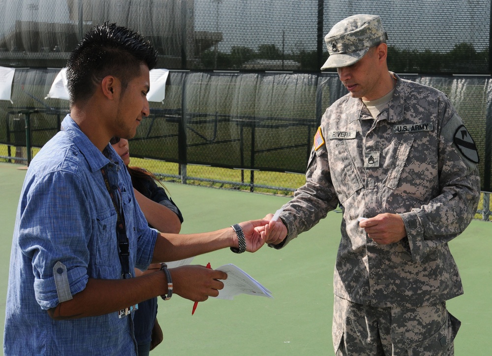 'Gambler' troops sponsor KHS events