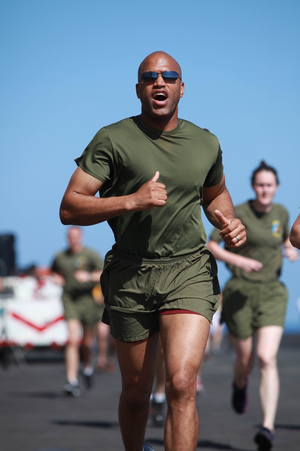 Marines, sailors run aboard USS Makin Island