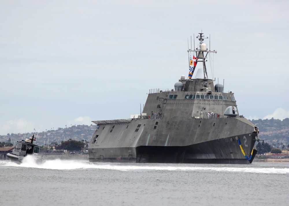 USS Independence arrives at its home port