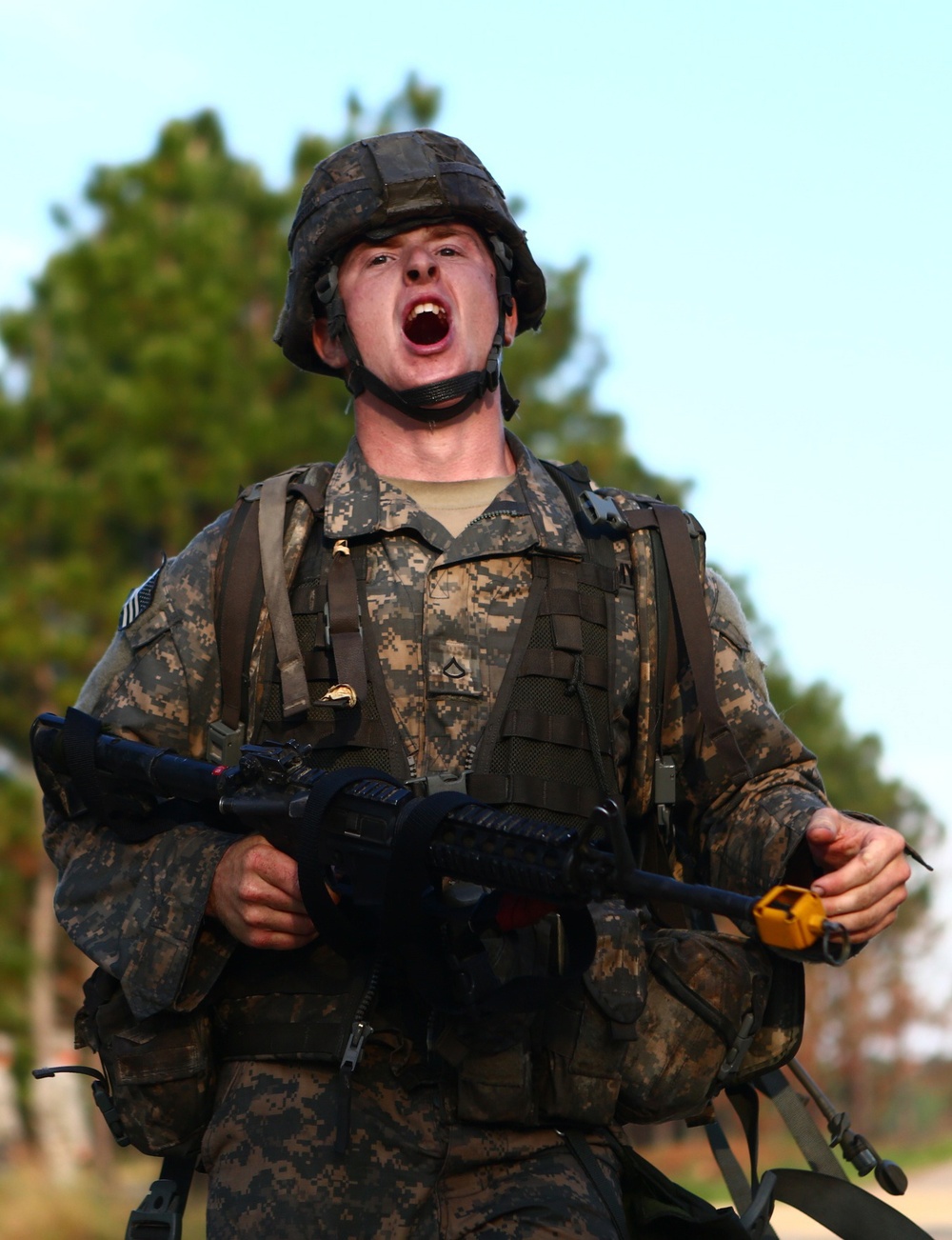 Soldier completes EFMB road march