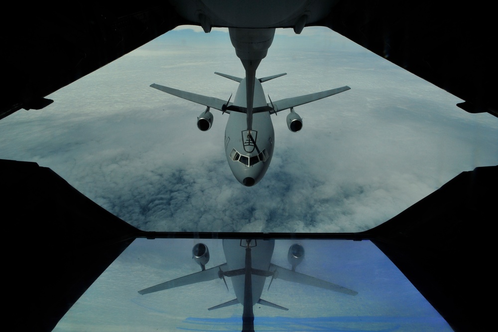 Conducting aerial refueling operations