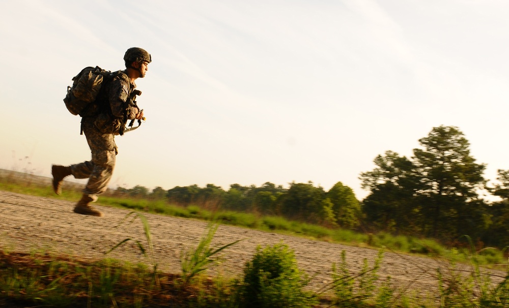 Soldier completes EFMB road march