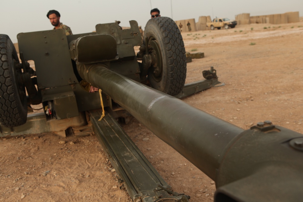 Afghan artillerymen conduct illumination shoot