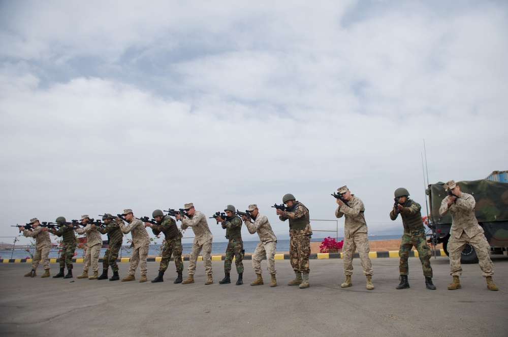 Marines train in Jordan